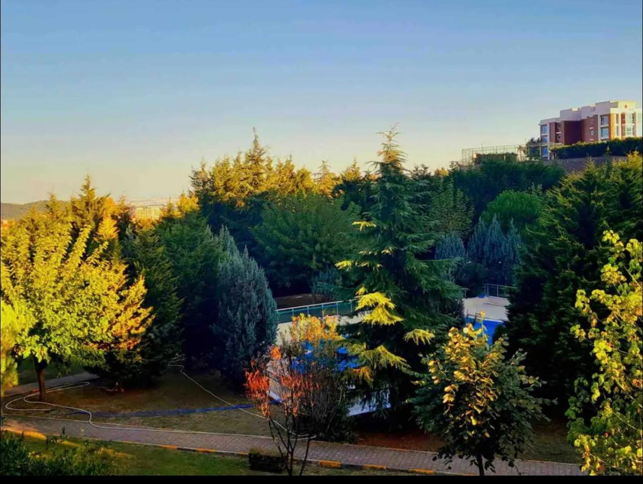 Sabiha Gokcen 2 1 Near To Sabiha Gokcen Airport *